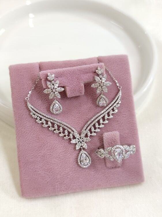 İTHAL DAMLA MONTÜR ÜÇLÜ GÜMÜŞ SET