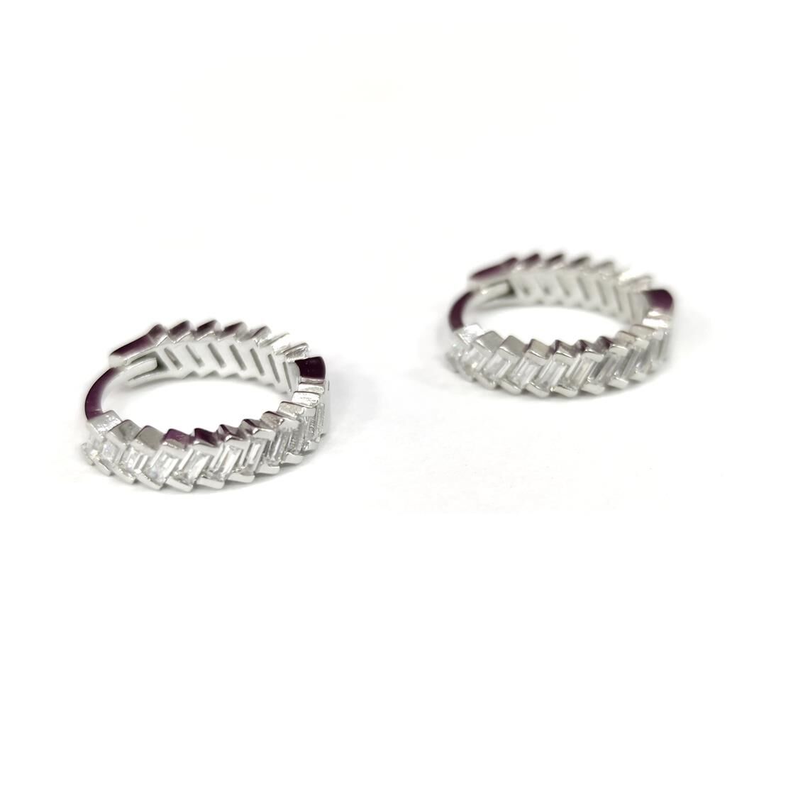 İTHAL BAGET HALKA GÜMÜŞ KÜPE RODYUM BEYAZ - STD