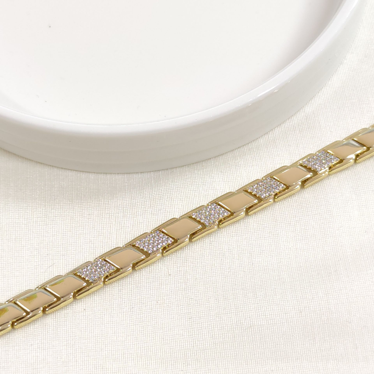 XUPING TAŞ DETAYLI BİLEKLİK GOLD 17+2 CM