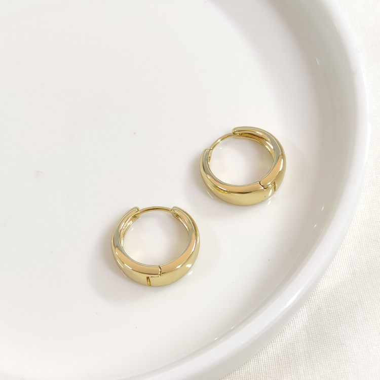 XUPING 15 MM BOMBELİ HALKA KÜPE GOLD