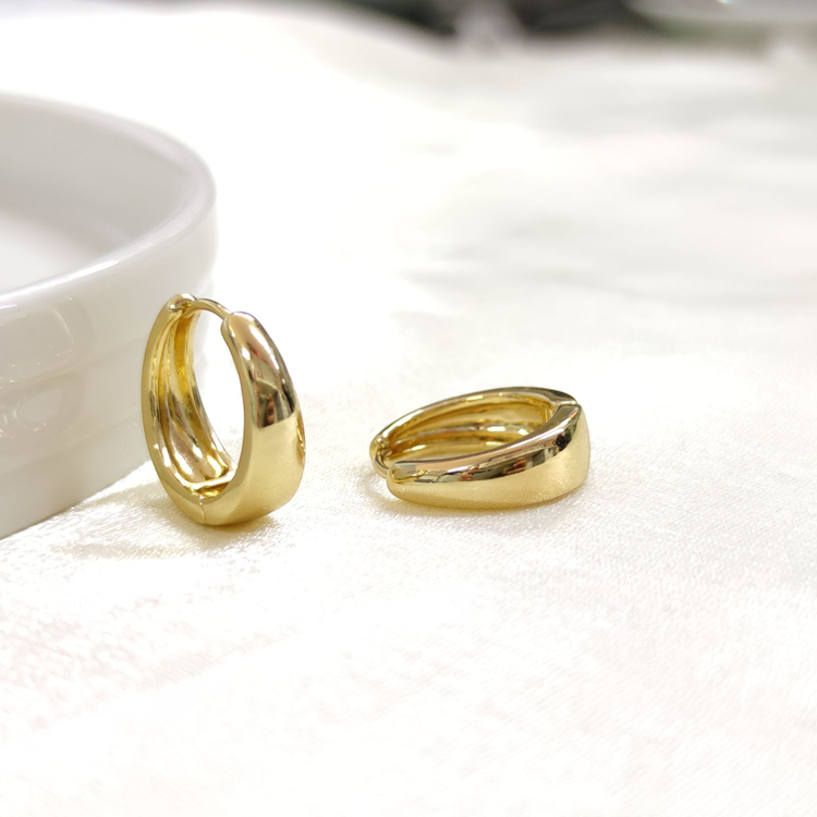 XUPING 15 MM BOMBELİ HALKA KÜPE GOLD