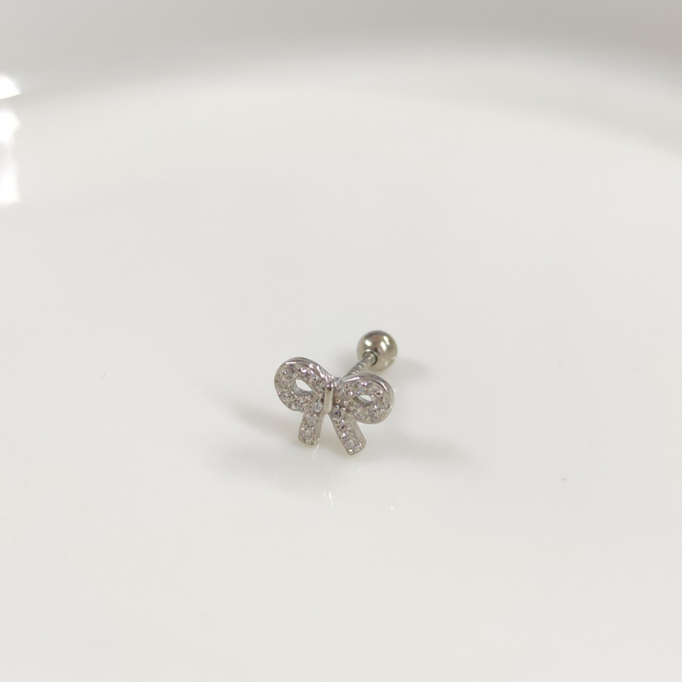 FİYONK KURDELA GÜMÜŞ TRAGUS PIERCING