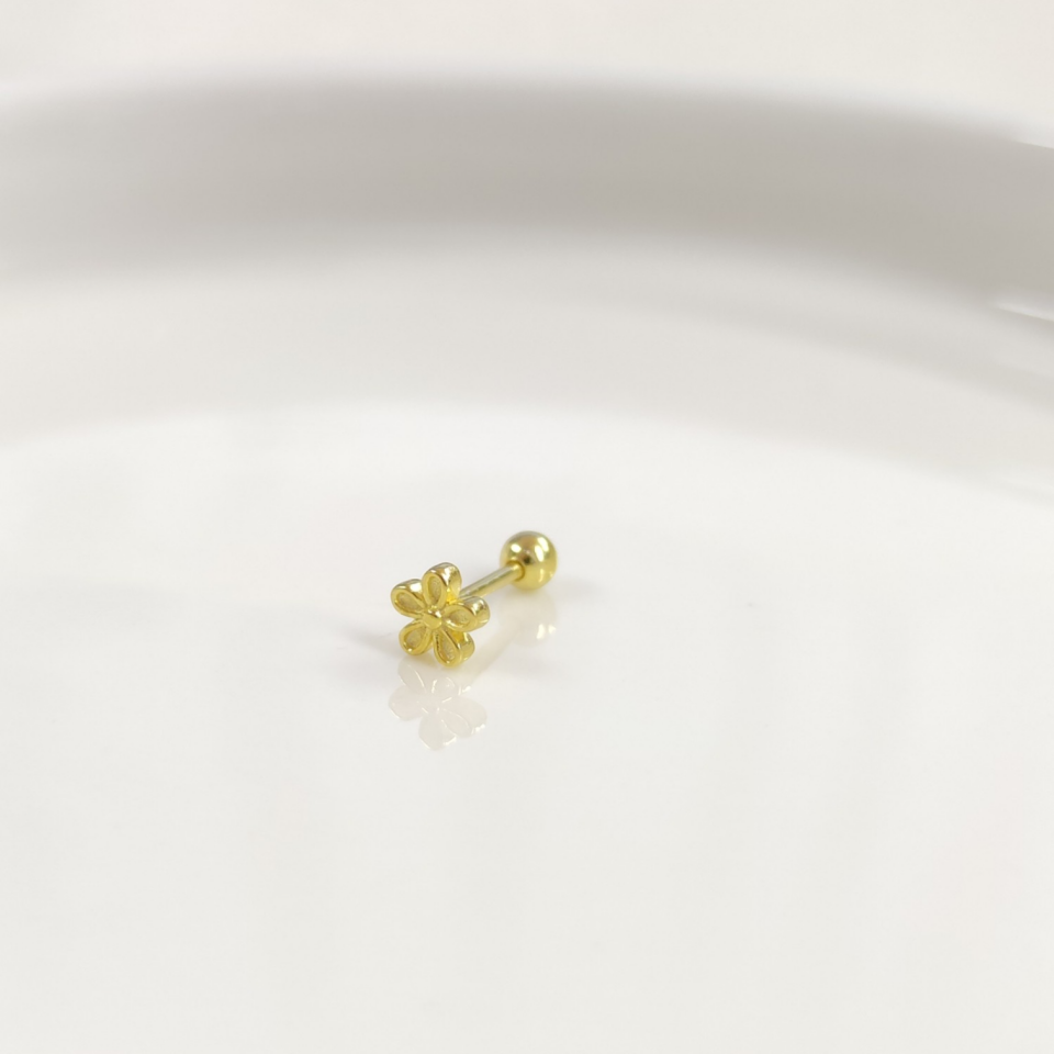 TAŞSIZ PAPATYA GÜMÜŞ TRAGUS PIERCING