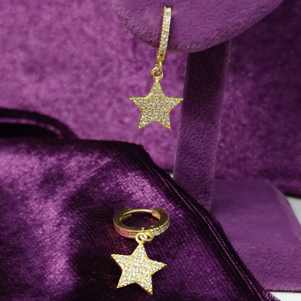 TAŞLI YILDIZ HALKA GÜMÜŞ KÜPE ALTIN SARI - STD